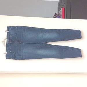 Maurices ever flex size 14 high rise skinny cut